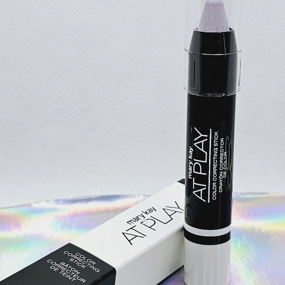 Mary Kay Ditch Dullness Color Correcting Stick - Picture 4 of 6